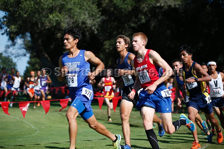 2014StanfordD1Boys-026.JPG - D1 boys race at the Stanford Invitational, September 27, Stanford Golf Course, Stanford, California.